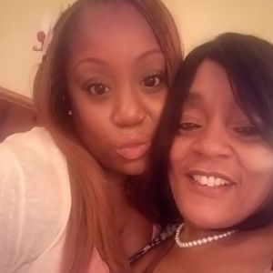 Meet your Posher, Lorraine